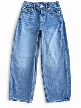Quince Womens Tapered high waisted blue denim jeans. Size 28